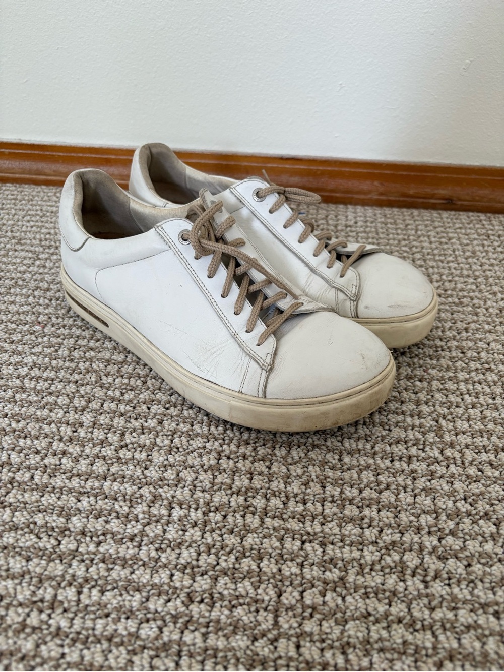 Birkenstock Bend Low Men's White Leather Low-Top Comfy Sneakers with Tan Laces